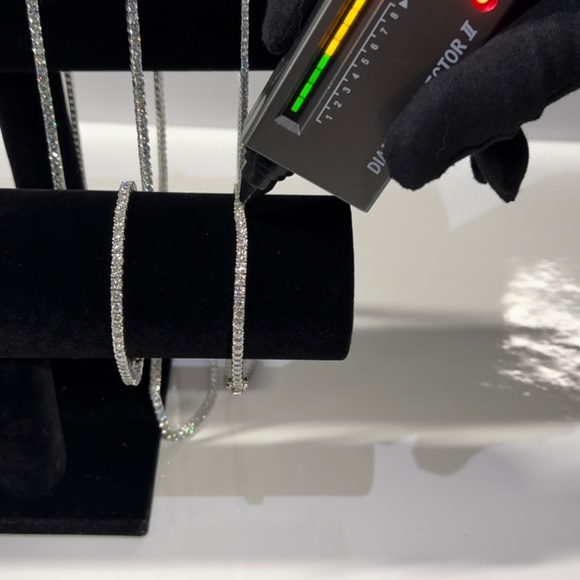 Diamond Bracelet Moissanite - Picture 3 of 9